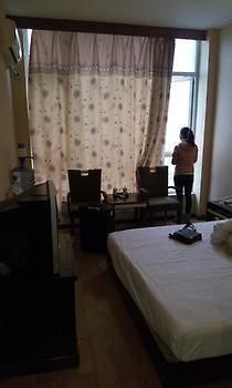 Chengdu Thanks Giving Hotel CTU エクステリア 写真